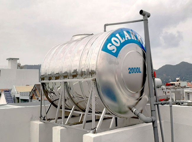 vị trí nên đặt bồn nước trên mái nhà