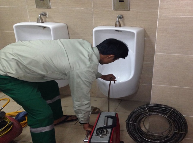 Thông bồn tiểu nam phường 1 quận 6 uy tín