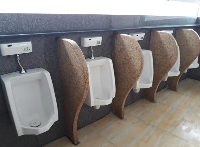 Thông bồn tiểu nam phường 1 quận 6