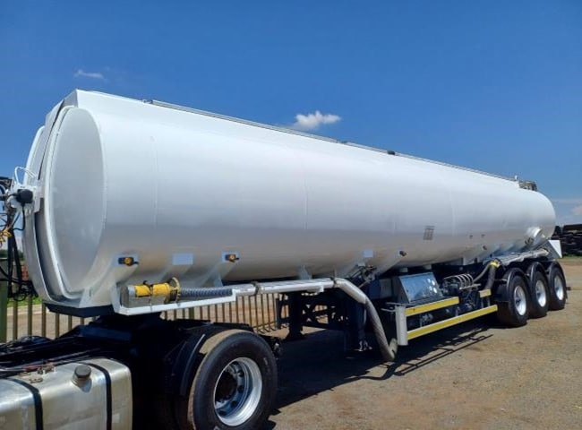 Đơn vị r&uacute;t hầm cầu quận 9 trực tiếp thi c&ocirc;ng, tiết kiệm chi ph&iacute;